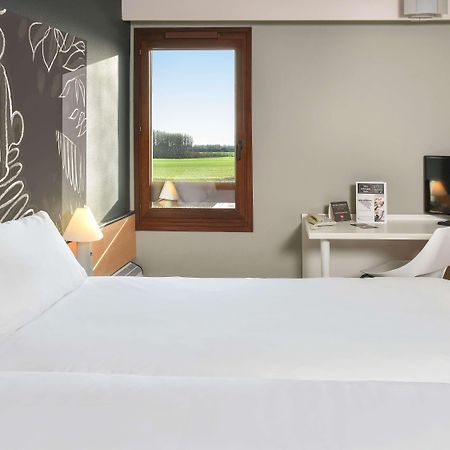 Ibis Charleroi Airport Brussels South Ξενοδοχείο Fleurus Εξωτερικό φωτογραφία