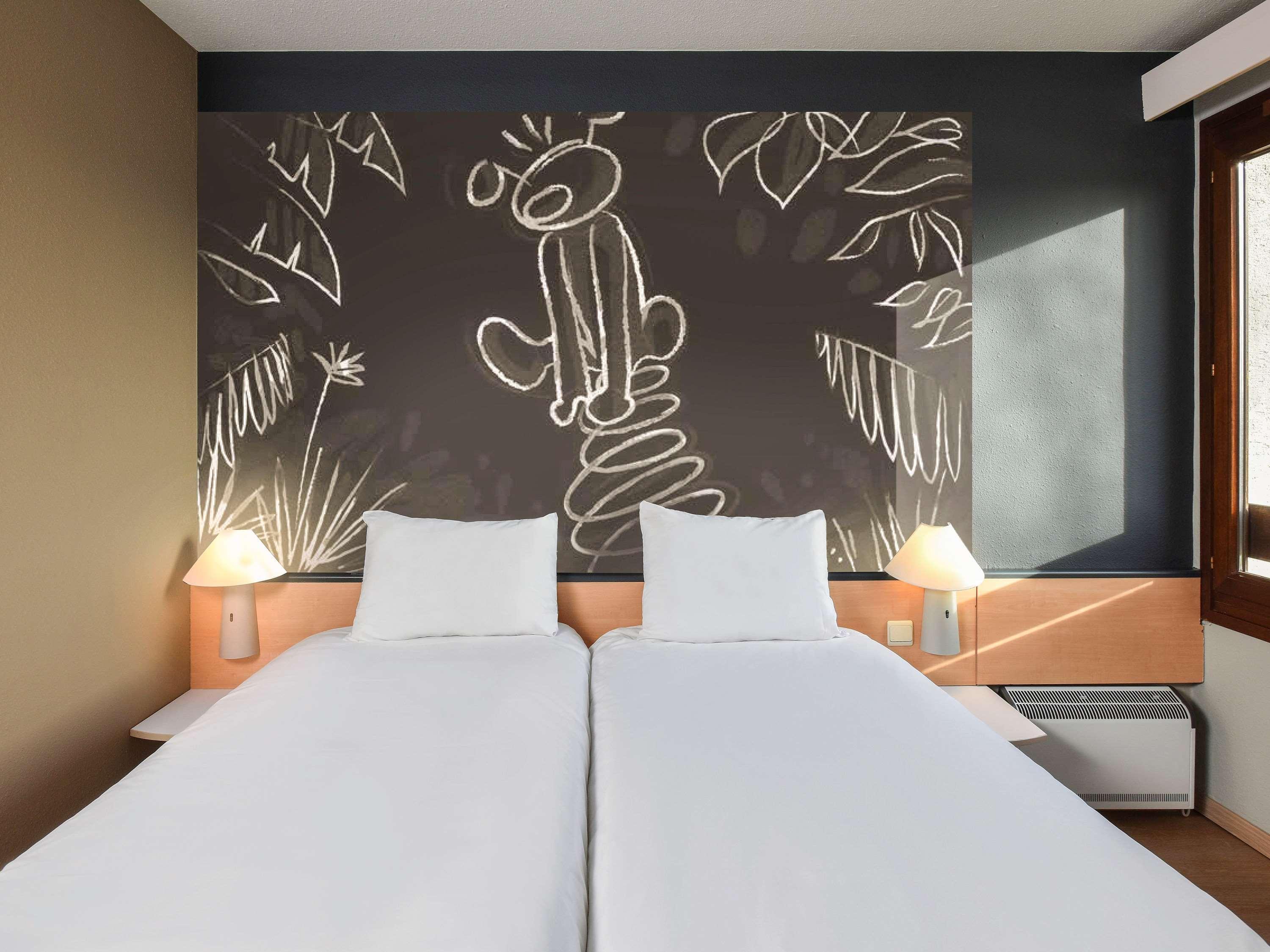 Ibis Charleroi Airport Brussels South Ξενοδοχείο Fleurus Εξωτερικό φωτογραφία